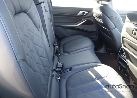 2026 BMW X7 xDrive40I from USA, damaged, VIN 5UX23EM02T9079323